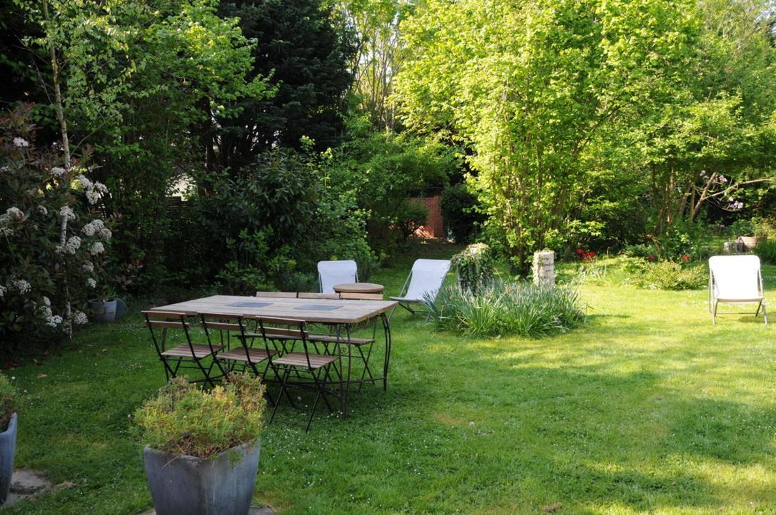 Вилла Le Bois Des Pierres Conteville  Экстерьер фото